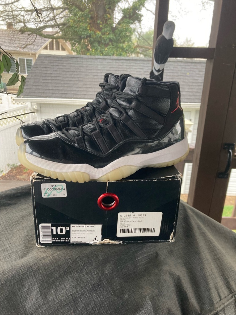 Nike Jordan 11 Retro 72-10 size 10.5 mens